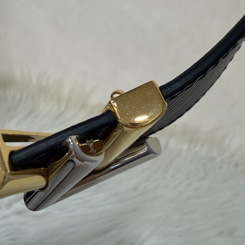 LV M9360W 黑牛皮 水波紋 EPI 金銀釦 腰帶 皮帶-8