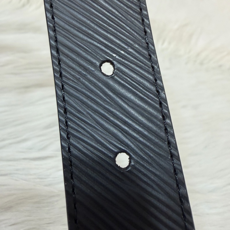 LV M9360W 黑牛皮 水波紋 EPI 金銀釦 腰帶 皮帶-17