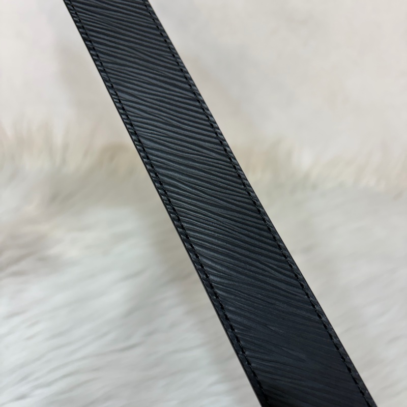 LV M9360W 黑牛皮 水波紋 EPI 金銀釦 腰帶 皮帶-22