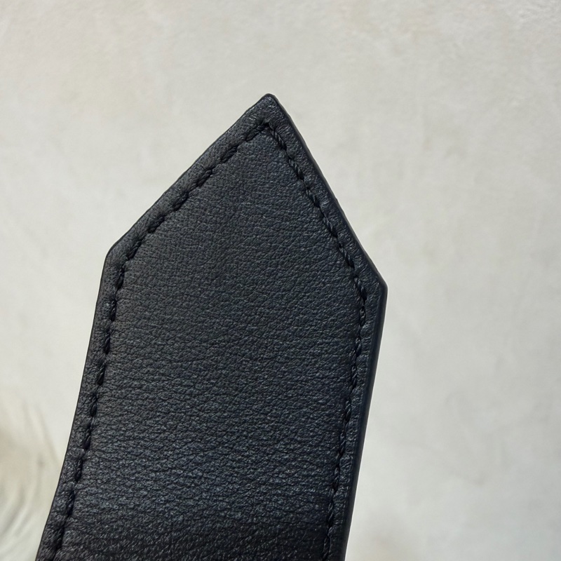 LV M9360W 黑牛皮 水波紋 EPI 金銀釦 腰帶 皮帶-31