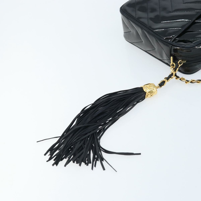 【日本直送】香奈兒 COCO 標誌鏈條肩背包 漆皮黑色金色雙C標誌 Auth BAZ033A-9