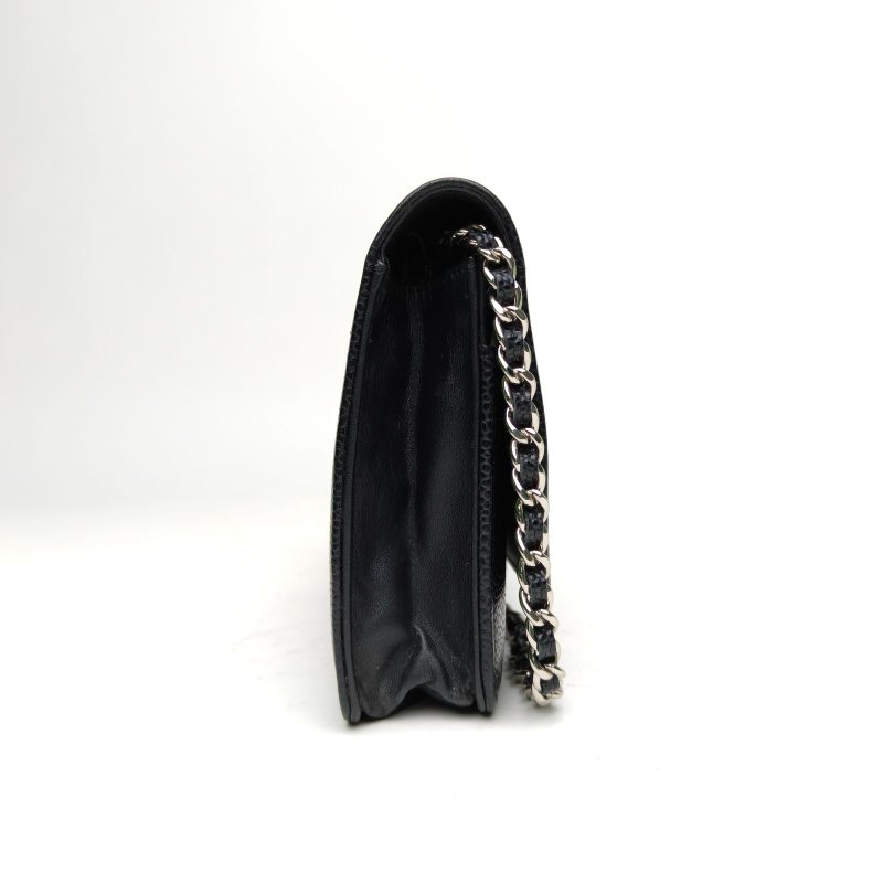 CHANEL 黑色牛皮20開銀扣雙CWOC系列大LOGO肩背包-1