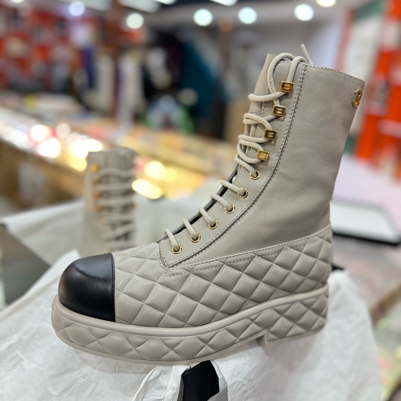 閒置未使用 香奈兒 Chanel黑灰色全皮拼色厚底馬丁靴 尺碼:36碼-1