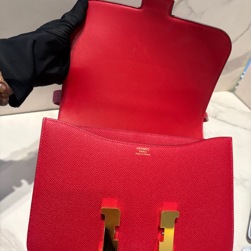 Hermes紅色全皮金釦康康24-8