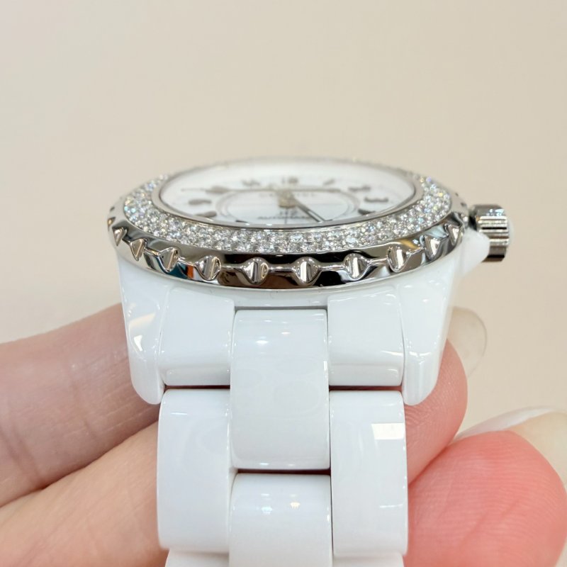 CHANEL - 白色J12陶瓷雙鑽圈機械手錶╻38mm-14