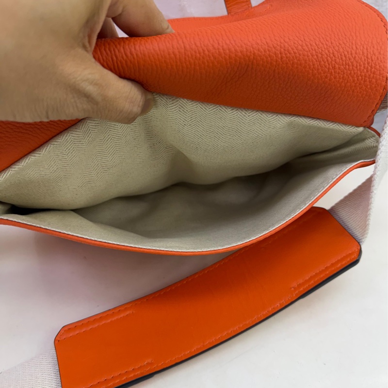 Loewe orange bag-8