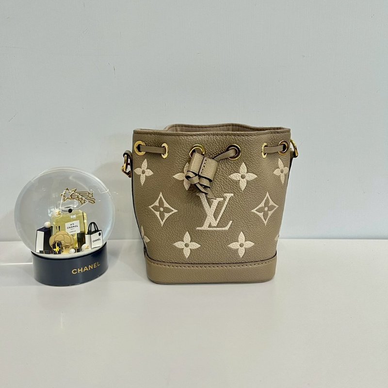 LV Nano noe 水桶包 斑鳩灰 晶片款-1