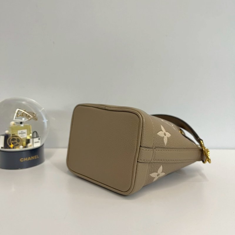 LV Nano noe 水桶包 斑鳩灰 晶片款-5