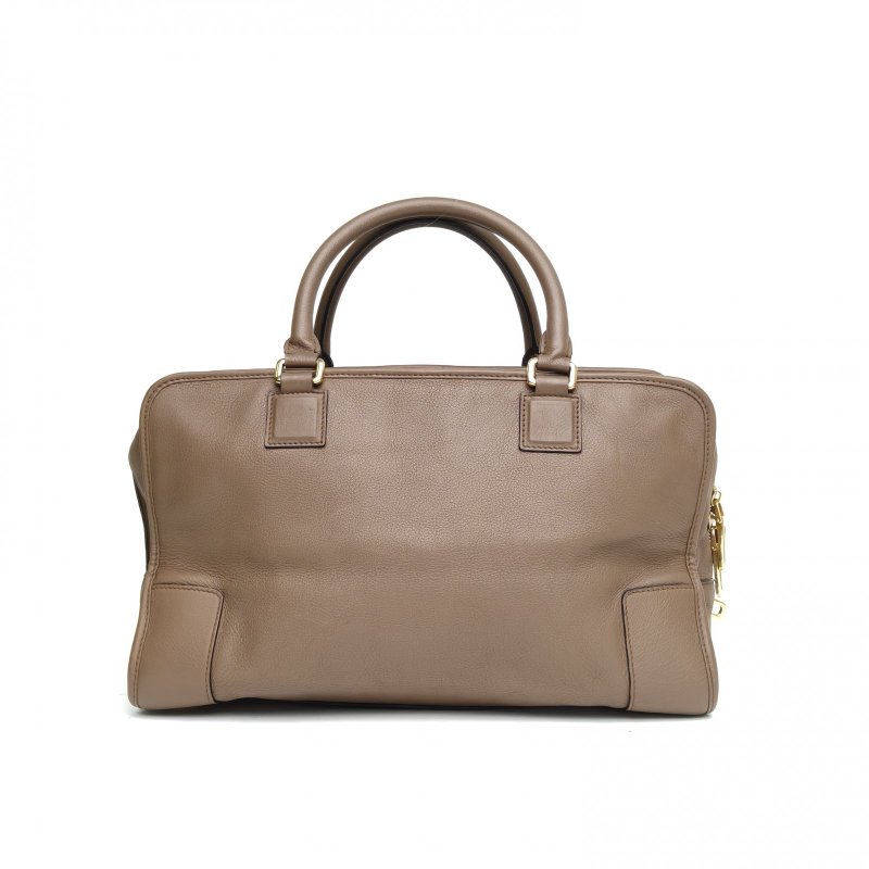 LOEWE Amazona36Bag棕色牛皮金扣肩背包-2