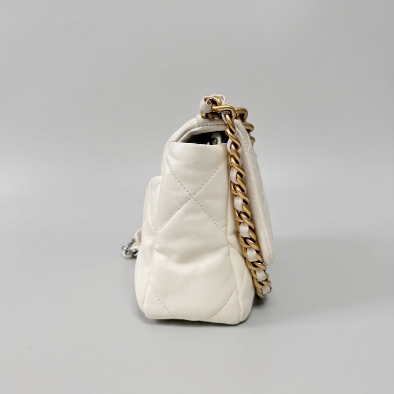Chanel/香奈兒 白色19bag 小號 尺寸26*18*8 超甜價-3