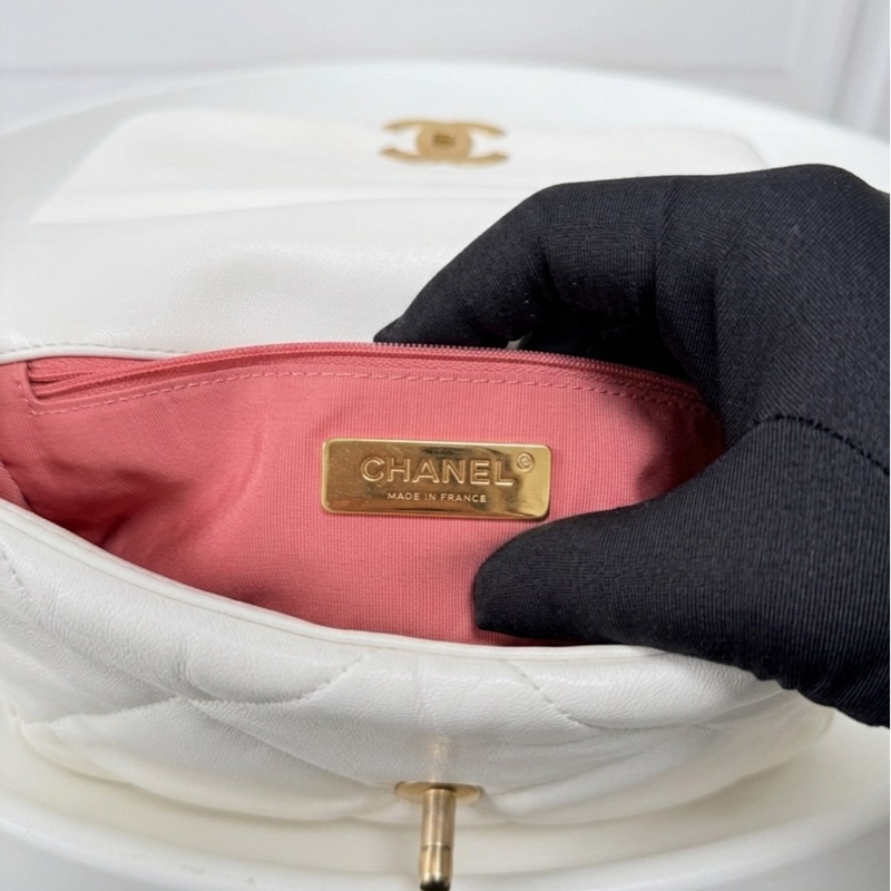 Chanel/香奈兒 白色19bag 小號 尺寸26*18*8 超甜價-5