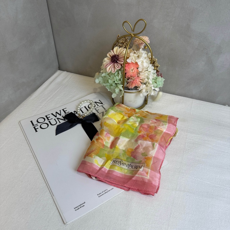 【赫蒂國際精品】Yves Saint Laurent 聖羅蘭 水彩暈染印花絲巾 vintage-1