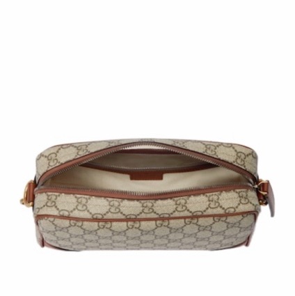 Gucci 男士 GG Emblem 小號斜挎包均碼碼小號、23cm*8cm*16.5cm-1