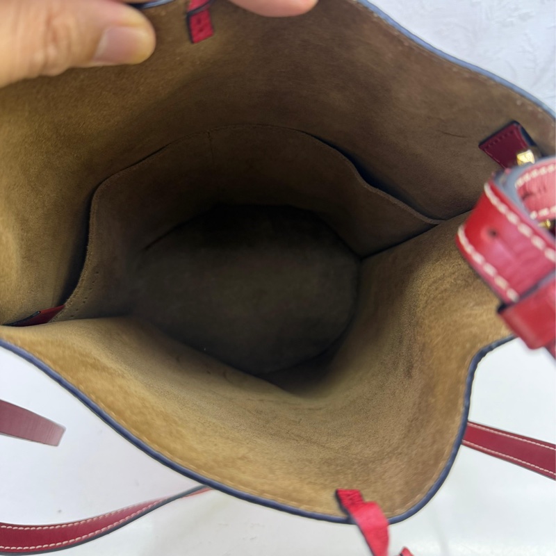 Loewe Gate bucket leather crossbody bag-6