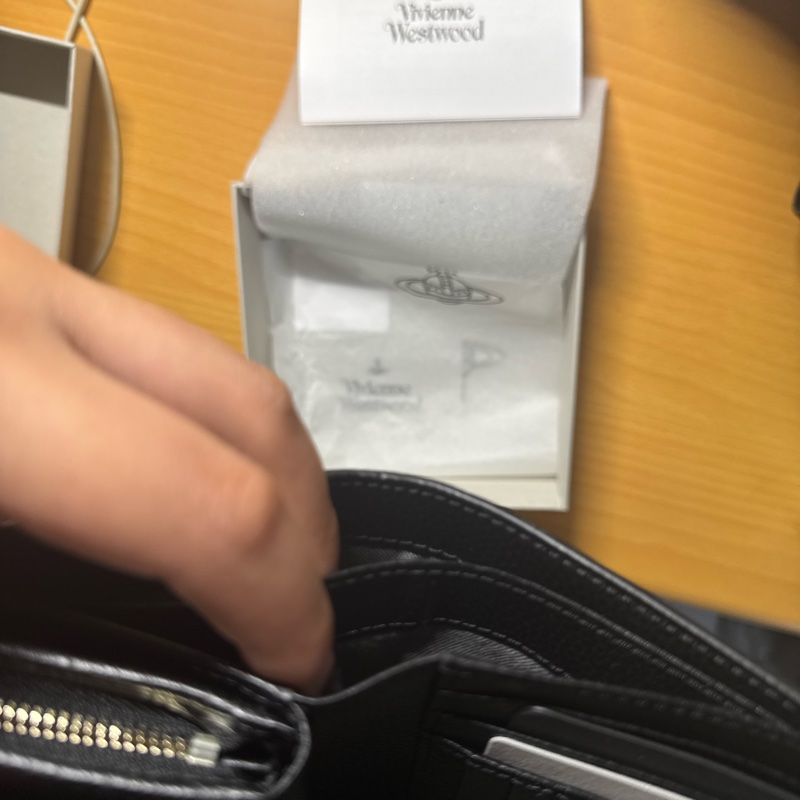 Vivienne Westwood 日本限定三折牛皮金釦短夾🇯🇵-8