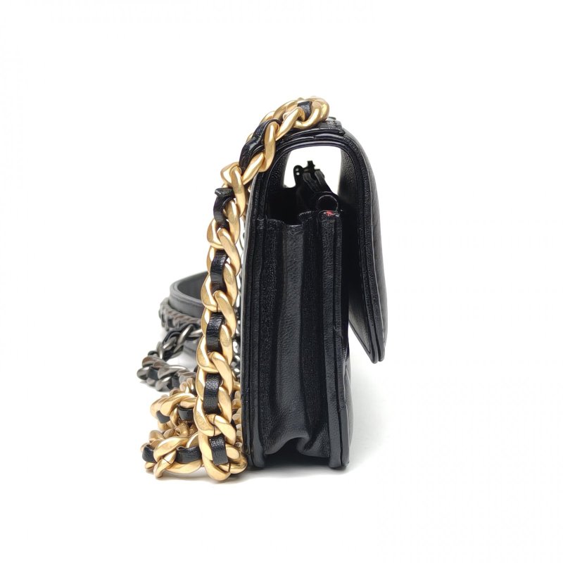 CHANEL 19BAG吸扣woc17黑色羊皮鐳射標金銀扣肩背包-3