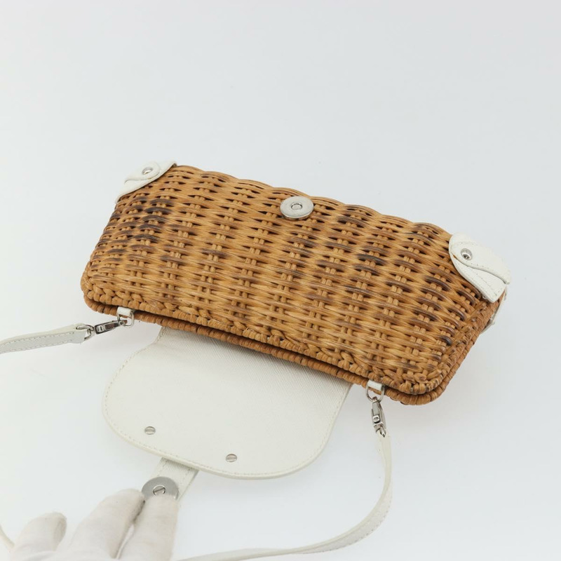 【日本直送】Salvatore Ferragamo Gancini 藤編米白色配件包 正品 BAZ704A-9