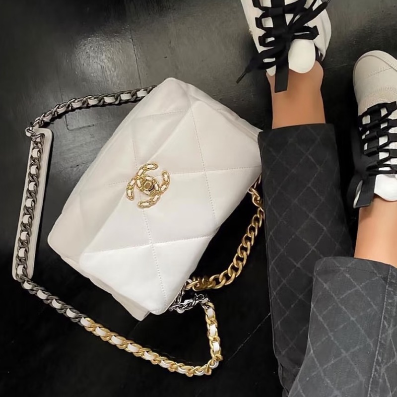 CHANEL香奈兒 白色小號19bag🪿🪿黑金白鏈美滋滋的-2