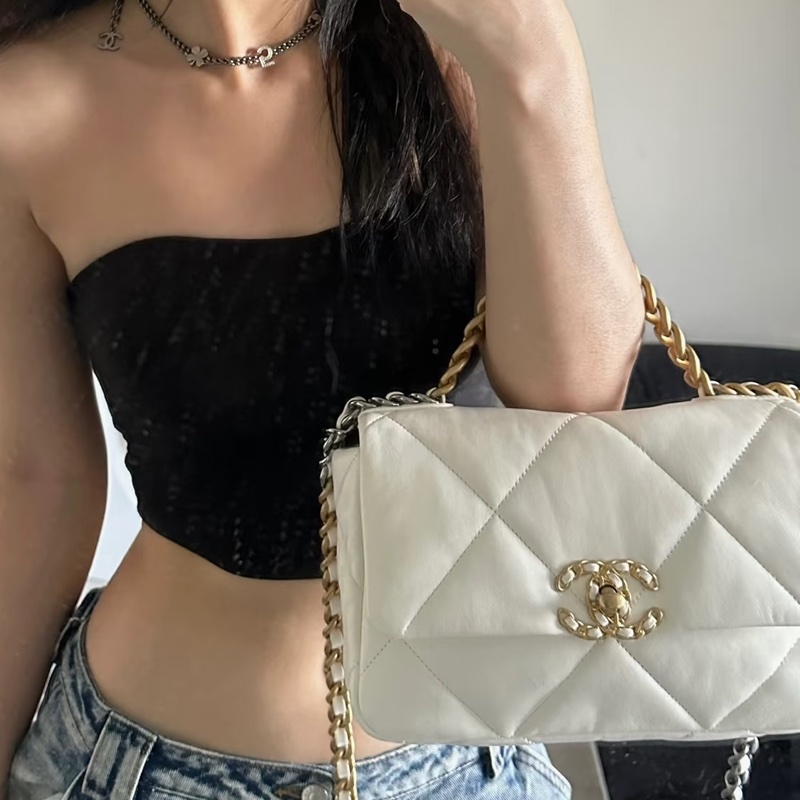 CHANEL香奈兒 白色小號19bag🪿🪿黑金白鏈美滋滋的-5