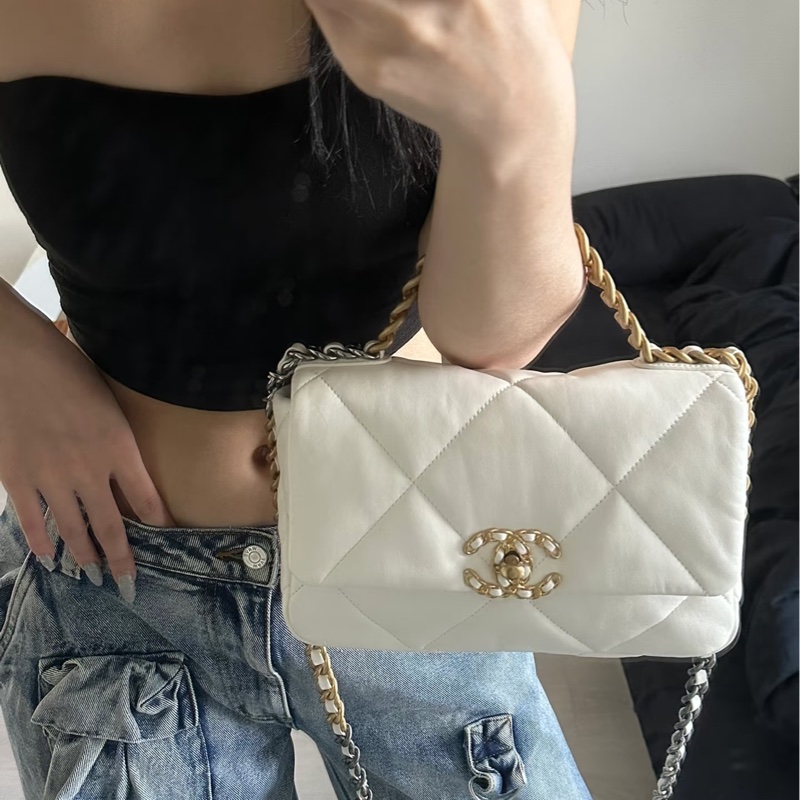 CHANEL香奈兒 白色小號19bag🪿🪿黑金白鏈美滋滋的-28