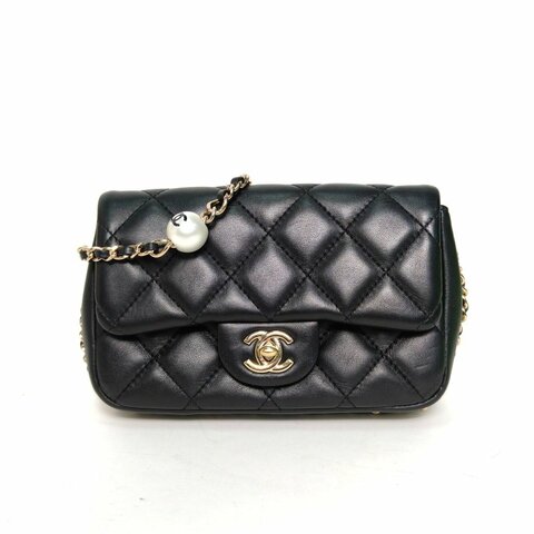 CHANEL 2020春夏字母珍珠鏈條包黑色羊皮29開淺金扣肩背包