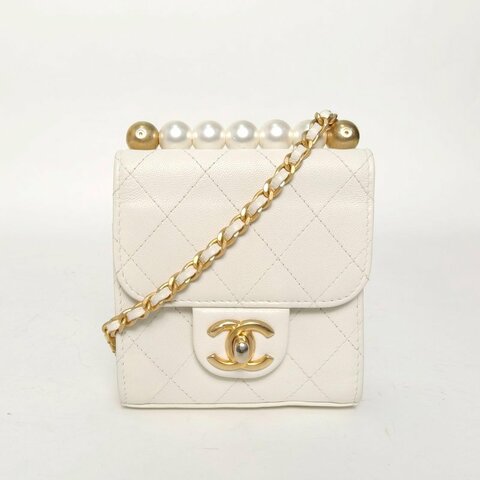 CHANEL CF季節款Flapbag珍珠包小方包白色羊皮29開肩背包