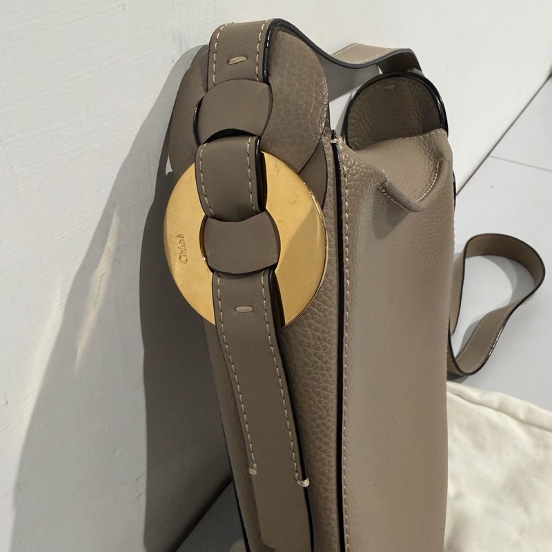 Chloe 奶茶色金扣 單肩包-2