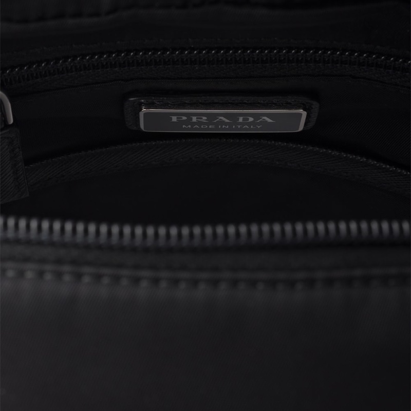 Prada 男士 Re-Nylon 單肩包均碼碼20cm*8cm*27cm-5