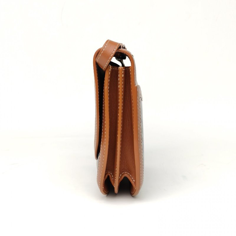 GOYARD 233郵差包25一代棕色PVC銀扣肩背包-3