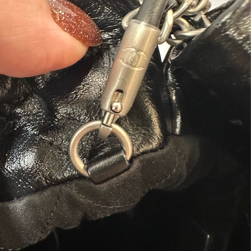 Chanel 黑牛皮霧銀釦mini 22包 AS3980-7