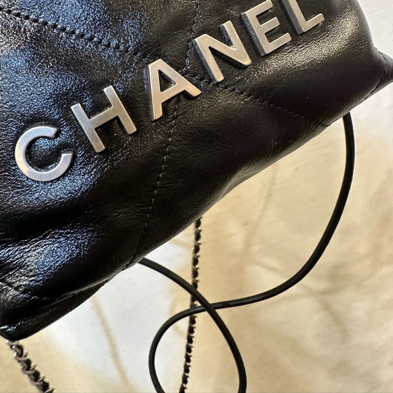 Chanel 黑牛皮霧銀釦mini 22包 AS3980-8