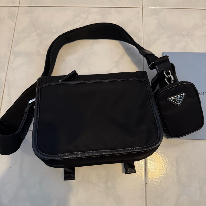 Prada Re-Nylon Santiago bag 22cm.-9