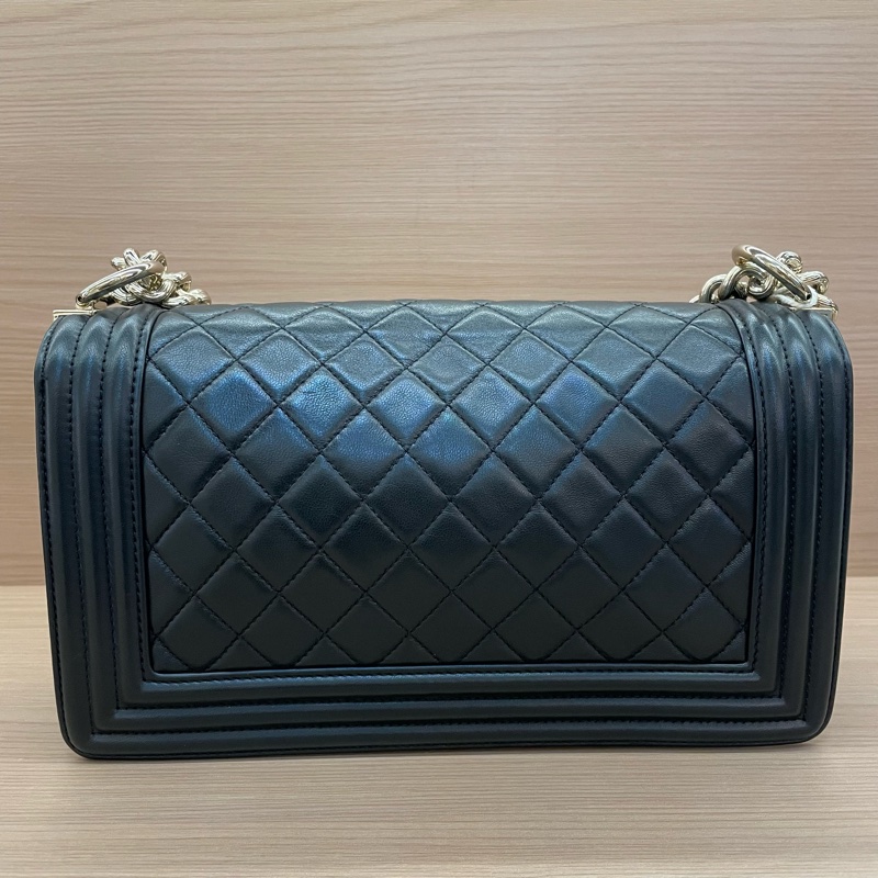 NO:D2 Chanel 黑金 LEBOY 羊皮 2018年 24開 中號 菱格金扣鏈條包 有卡 有塵袋 無盒子 尺寸底長25*高15*寬8*-1