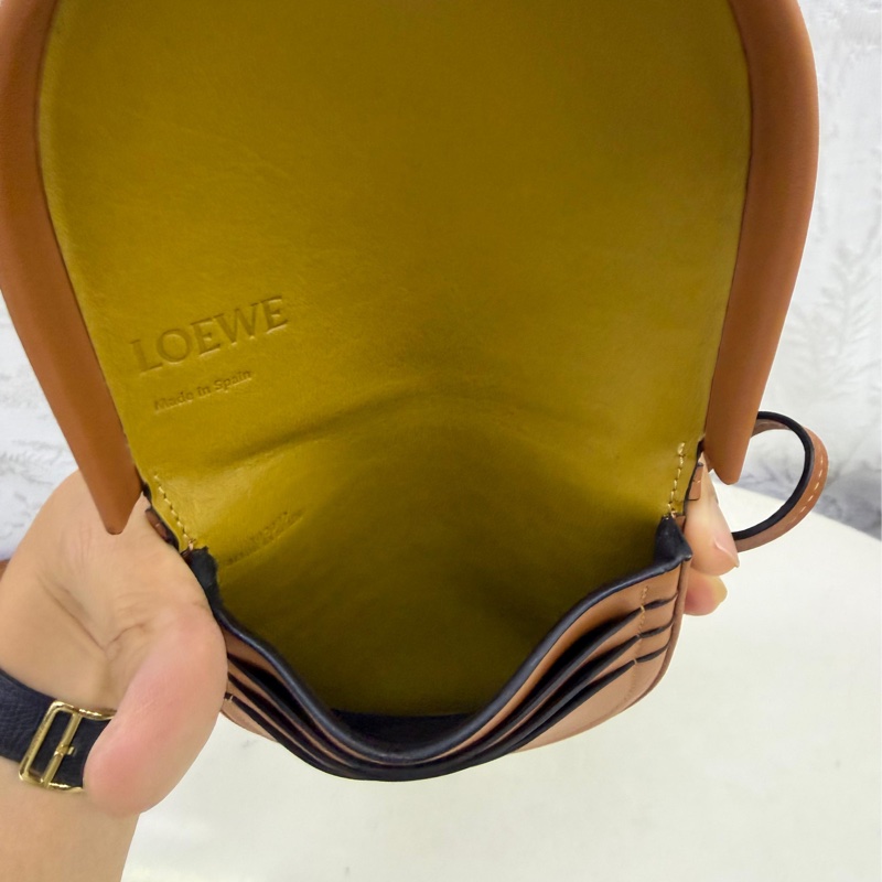 LOEWE Heel 小型 柔軟小牛皮馬鞍型斜背包-2