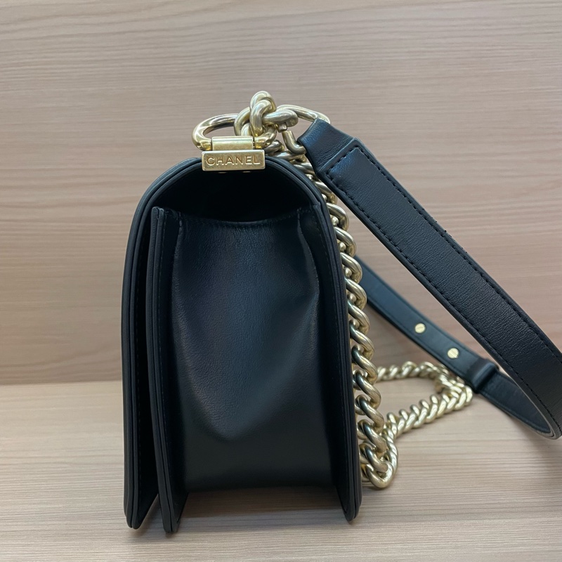 NO:D27 Chanel 黑金 LEBOY 2016年 21開 中號 牛皮经典菱格鏈條包 有塵袋 無卡無盒子 尺寸底長25*高15*寬8*-2