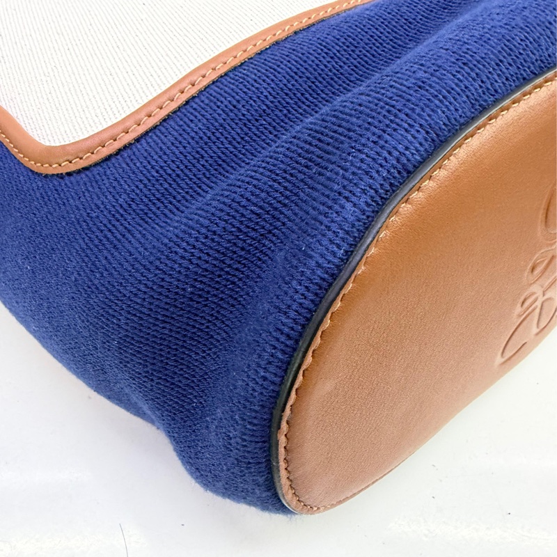LOEWE焦糖色牛皮拚藍/米白帆布 hobo anagram 兩用包-8