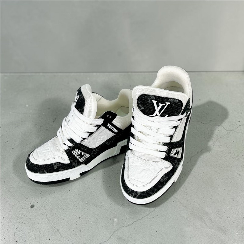 莉亞精品♡LV Trainer黑牛仔 尺碼1.5 近新閒置-0