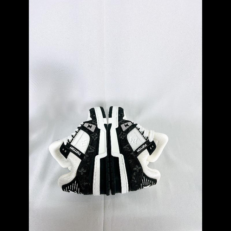 莉亞精品♡LV Trainer黑牛仔 尺碼1.5 近新閒置-3