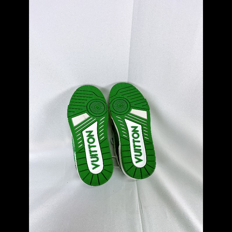 莉亞精品♡LV Trainer白綠浮雕滿印 尺碼1.5 近新閒置-5