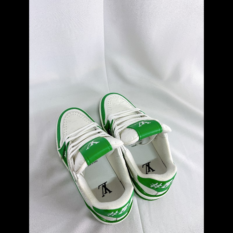 莉亞精品♡LV Trainer白綠浮雕滿印 尺碼1.5 近新閒置-6