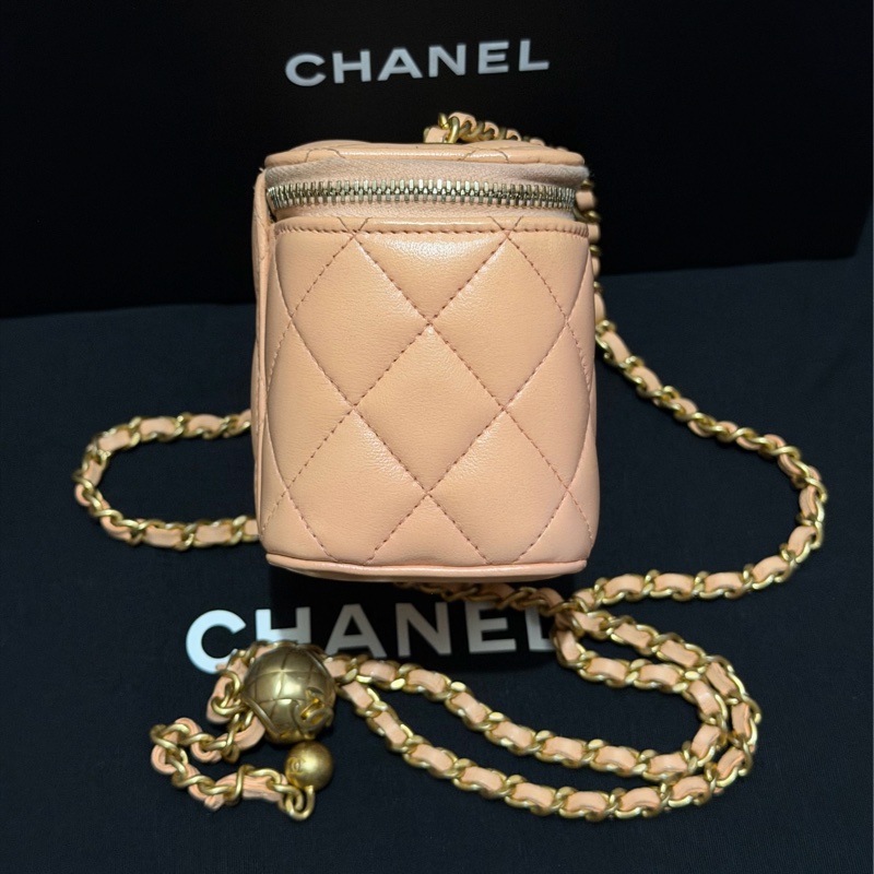 【96新 ✨ 全網最低價!】Chanel 香奈兒 裸粉色 羊皮 金球 小盒子 化妝盒 (大全套可送禮❗️)-3