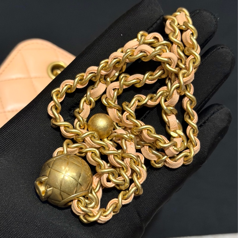 【96新 ✨ 全網最低價!】Chanel 香奈兒 裸粉色 羊皮 金球 小盒子 化妝盒 (大全套可送禮❗️)-24