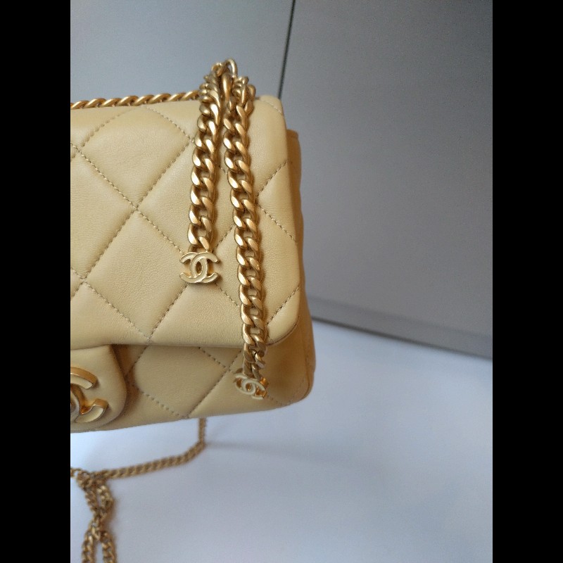 Chanel 金鍊奶黃羊皮菱格口蓋包-8