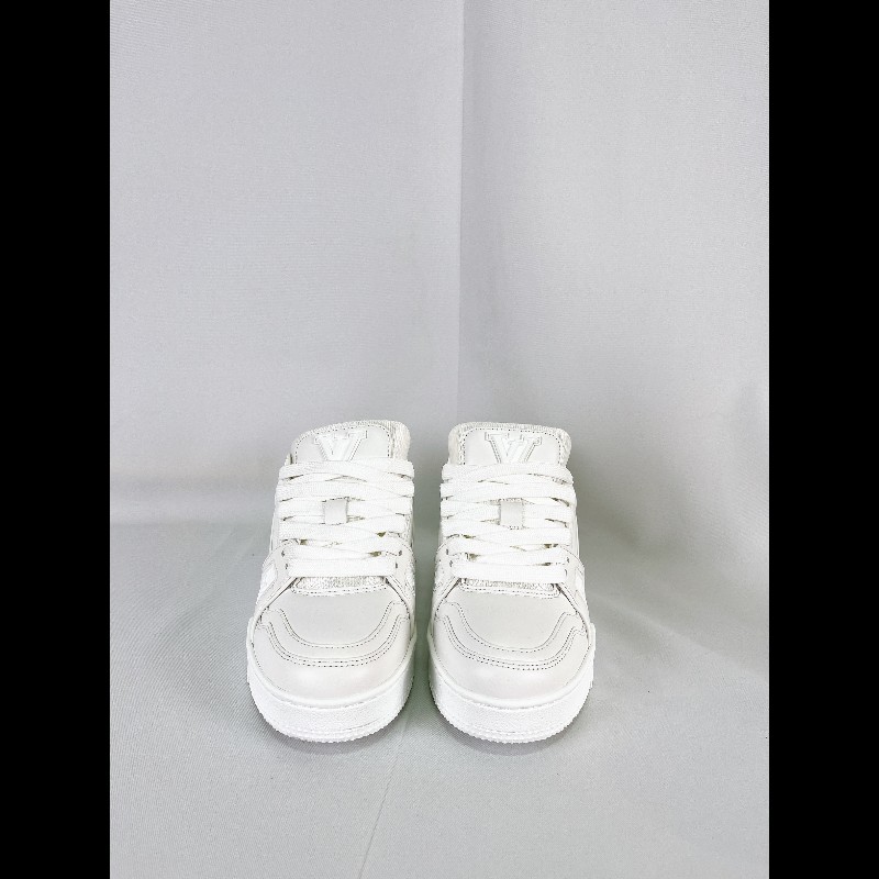 莉亞精品♡LV Trainer 白色全皮 尺碼35 近新閒置-1