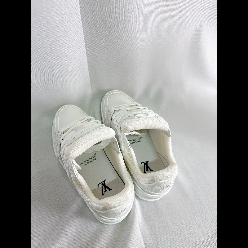 莉亞精品♡LV Trainer 白色全皮 尺碼35 近新閒置-3