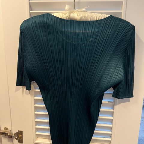 PLEATS PLEASE ISSEY MIYAKE, 3號