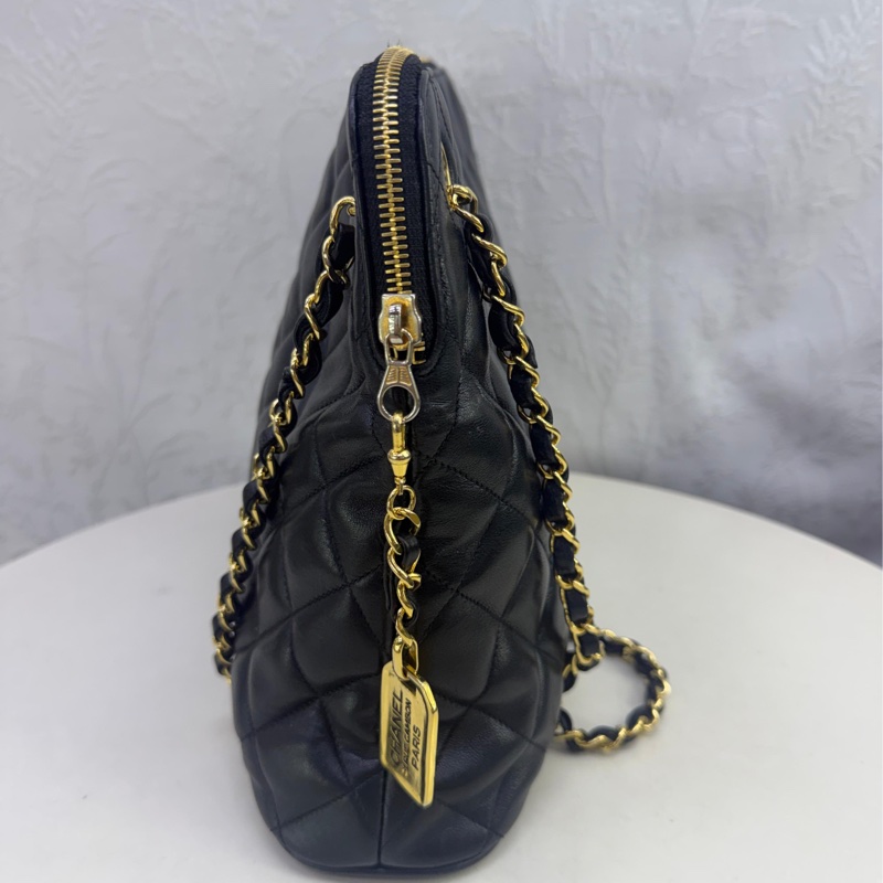 Chanel vintage black color bag-5