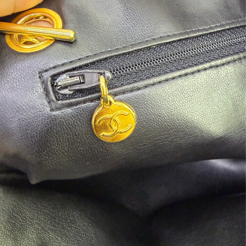 Chanel vintage black color bag-14