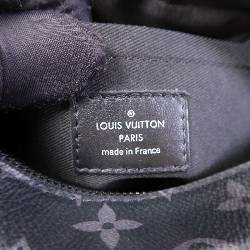 LOUIS VUITTON Monogram Eclipse Mini Soft Trunk肩背袋-5