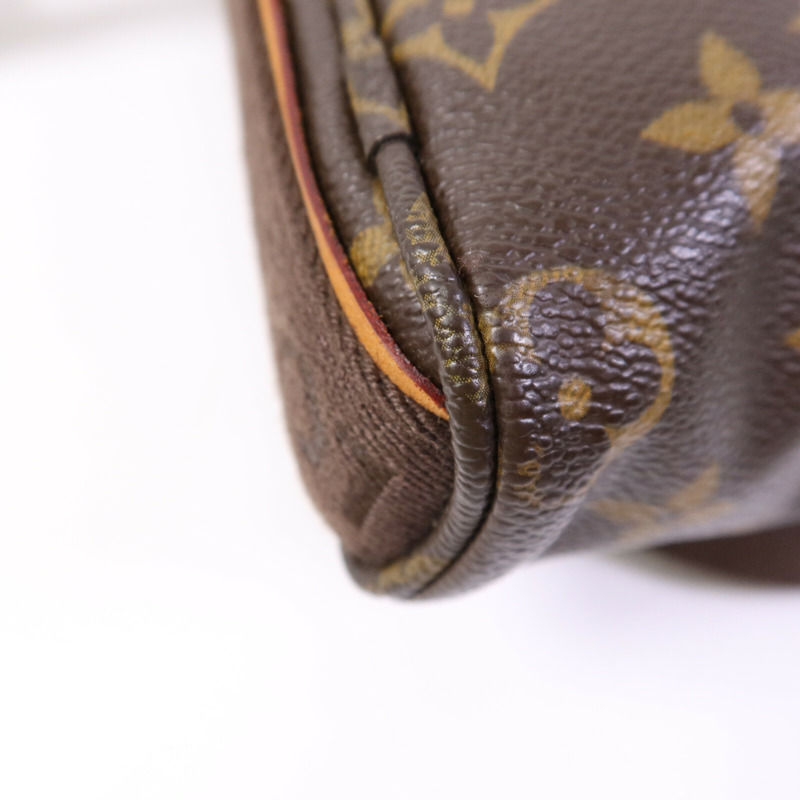 LOUIS VUITTON Monogram Trotteur Beaubourg金扣肩背袋-12